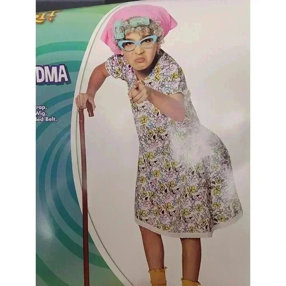 Grandma Costume - Picture 1 of 4